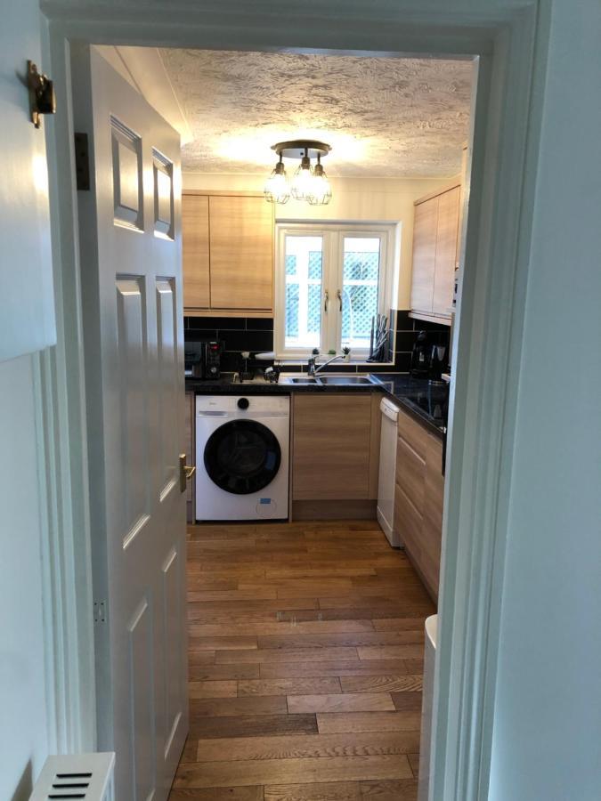 Stylish 2 Bed Apartment Next To The Norfolk Broads Coltishall Exterior photo